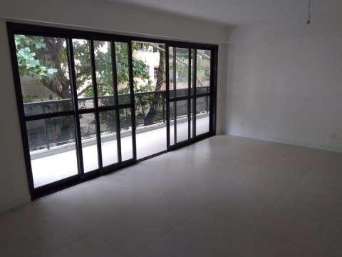 Apartamento à venda com 3 quartos, 113m² - Foto 17